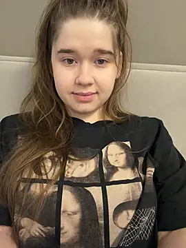 HornyGirlH online show from 04/28/26, 03:44