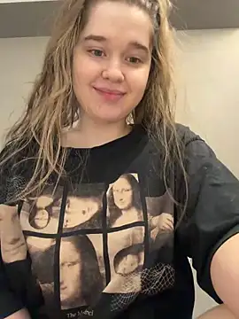 HornyGirlH online show from 04/29/26, 04:38