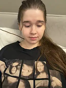 HornyGirlH online show from 04/29/26, 10:38