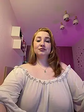 Snapshot of ollydoll92 chatting on 03/14/26, 05:29 ollydoll92 online show from 03/14/26, 05:29