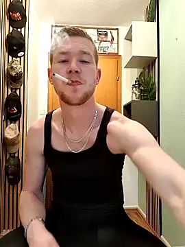 Snapshot of Playbunniboy chatting on 01/24/25, 03:13 Playbunniboy online show from 01/24/25, 03:13