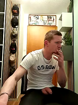 Snapshot of Playbunniboy chatting on 01/28/25, 04:19 Playbunniboy online show from 01/28/25, 04:19