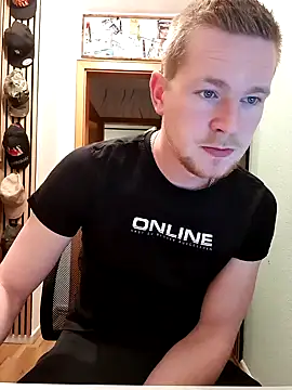 Snapshot of Playbunniboy chatting on 02/20/25, 06:24 Playbunniboy online show from 02/20/25, 06:24