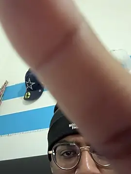 Snapshot of samuchoco21 chatting on 01/02/25, 11:41 samuchoco21 online show from 01/02/25, 11:41