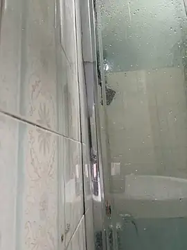 Snapshot of samuchoco21 chatting on 04/14/26, 04:51 samuchoco21 online show from 04/14/26, 04:51