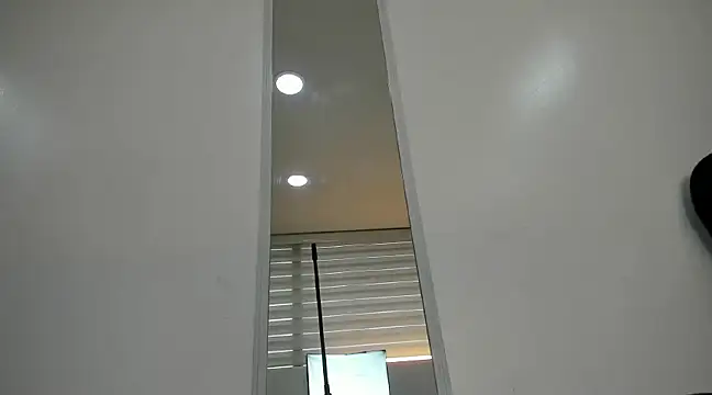 Snapshot of moxa_hot chatting on 12/13/24, 02:05 moxa hot online show from 12/13/24, 02:05