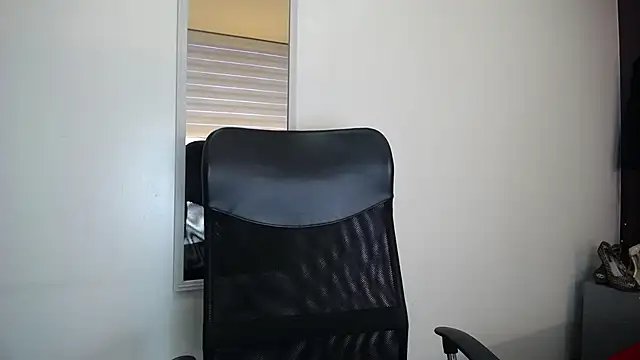 Snapshot of moxa_hot chatting on 01/15/25, 02:13 moxa hot online show from 01/15/25, 02:13