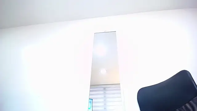 Snapshot of moxa_hot chatting on 01/22/25, 05:17 moxa hot online show from 01/22/25, 05:17