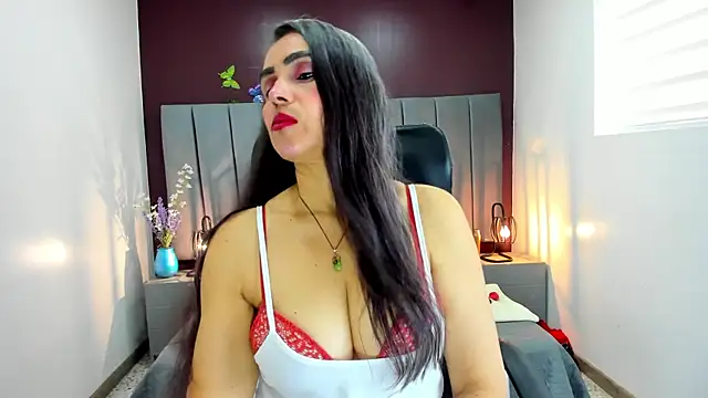 Snapshot of moxa_hot chatting on 09/15/25, 03:34 moxa hot online show from 09/15/25, 03:34