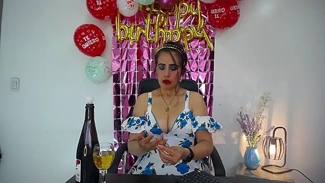 Snapshot of moxa_hot chatting on 02/13/26, 04:14 moxa hot online show from 02/13/26, 04:14