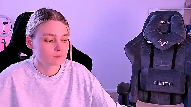 hotblonds online show from 12/13/24, 08:09