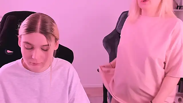 hotblonds online show from 01/04/25, 12:38