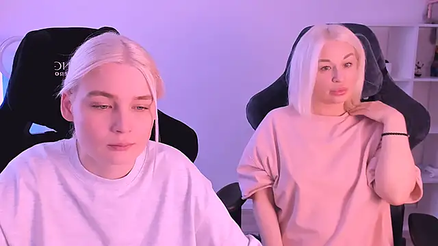 hotblonds online show from 01/23/25, 09:39