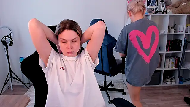 hotblonds online show from 02/27/26, 12:05