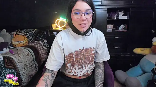 Snapshot of Lilmarieee chatting on 01/03/25, 01:05 Lilmarieee online show from 01/03/25, 01:05