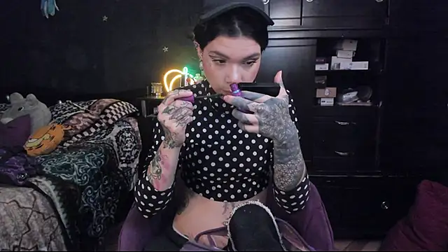 Snapshot of Lilmarieee chatting on 02/03/25, 10:21 Lilmarieee online show from 02/03/25, 10:21