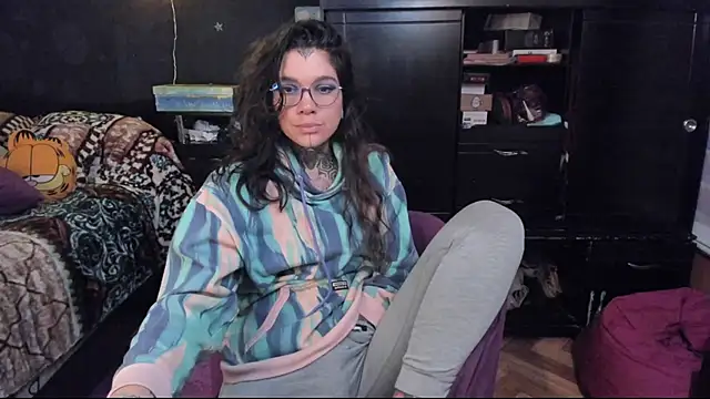 Snapshot of Lilmarieee chatting on 03/21/25, 01:13 Lilmarieee online show from 03/21/25, 01:13