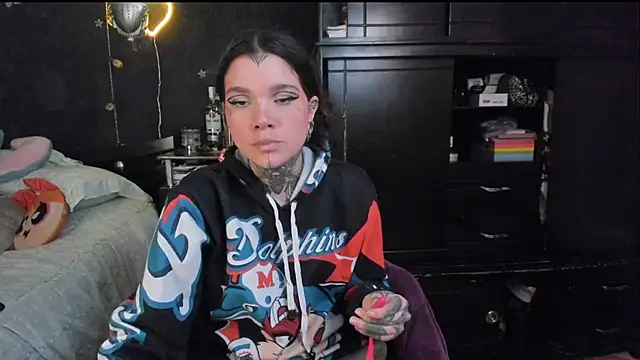 Snapshot of Lilmarieee chatting on 09/17/25, 08:54 Lilmarieee online show from 09/17/25, 08:54
