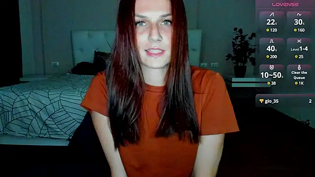 BritneyHall online show from 03/10/25, 06:12