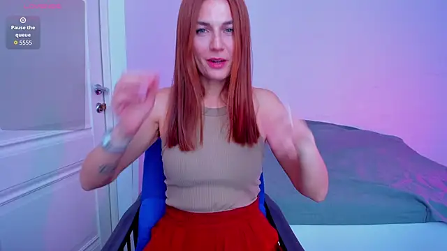 BritneyHall online show from 12/23/25, 07:50