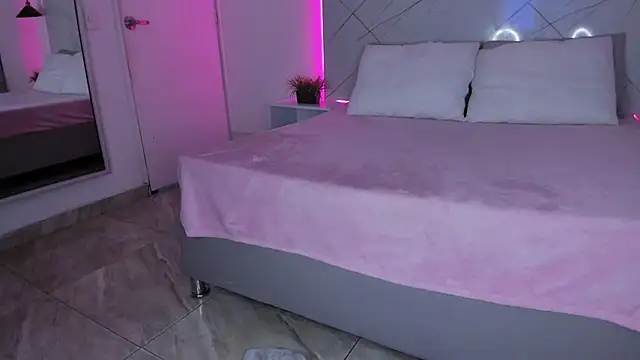 AMMY-CAMM online show from 03/18/25, 09:09