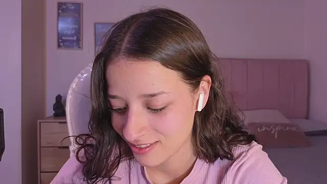 Amaia Daniells online show from 11/29/25, 03:53