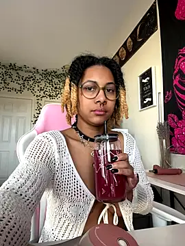 goddessxdreaxo online show from 11/11/25, 01:44