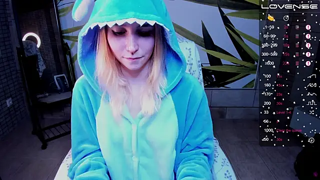 Snapshot of fleximona chatting on 10/19/25, 08:42 fleximona online show from 10/19/25, 08:42
