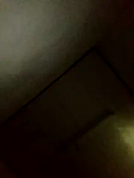 Snapshot of Annerae chatting on 11/04/25, 06:12 Annerae online show from 11/04/25, 06:12