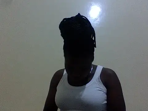 cute-marianna online show from 05/16/26, 05:45