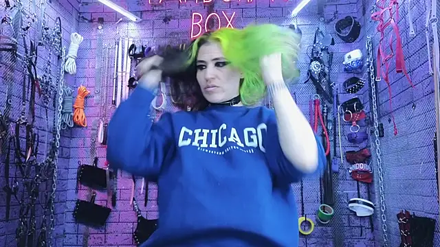 PANDORANEZZ online show from 02/15/25, 08:33