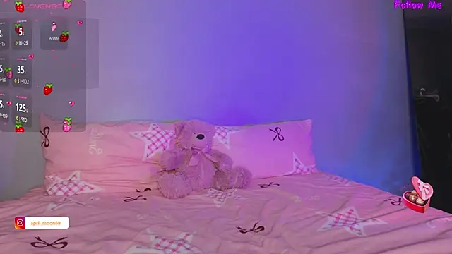 Snapshot of april_kampf chatting on 02/12/26, 11:33 april kampf online show from 02/12/26, 11:33