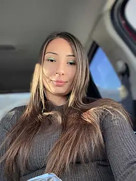 Snapshot of YOUR-KARINA chatting on 01/10/25, 04:12 YOUR-KARINA online show from 01/10/25, 04:12