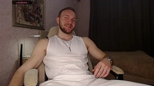 Snapshot of Toress1 chatting on 03/26/26, 05:18 Toress1 online show from 03/26/26, 05:18