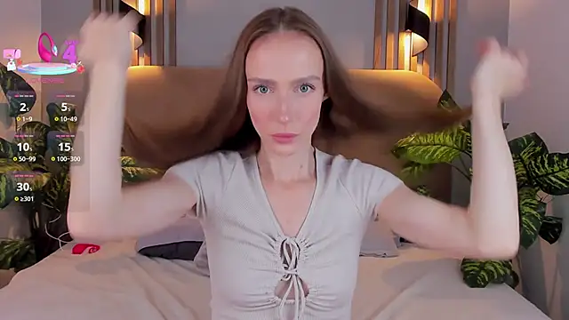 Kira Quinn online show from 10/17/25, 07:11