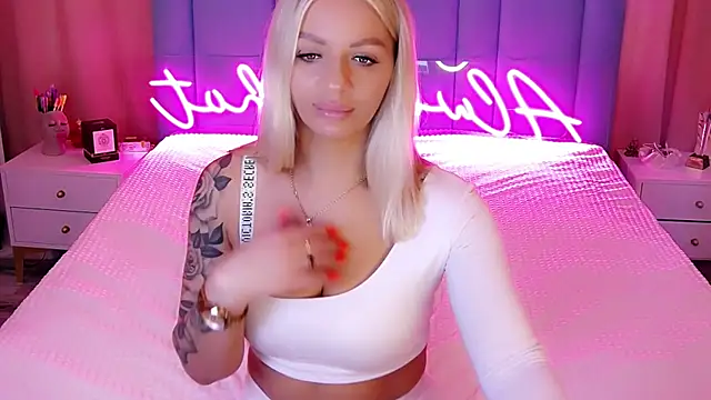 AllwaysHotJ online show from 12/27/24, 03:20