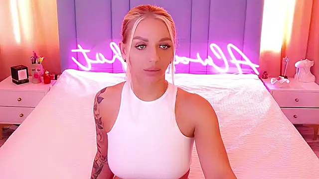 AllwaysHotJ online show from 01/29/25, 06:01