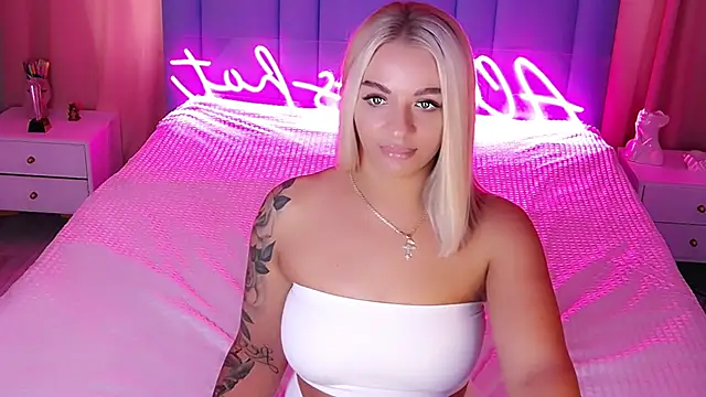 AllwaysHotJ online show from 09/22/25, 02:13