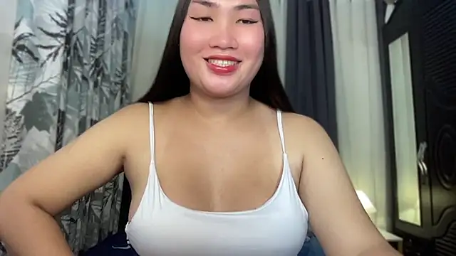 Miss Deliciousness online show from 10/29/25, 03:47