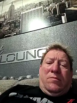 tomtom111111 online show from 02/22/25, 10:31