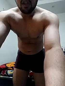 Snapshot of GYMBOY0071 chatting on 01/06/25, 08:14 GYMBOY0071 online show from 01/06/25, 08:14