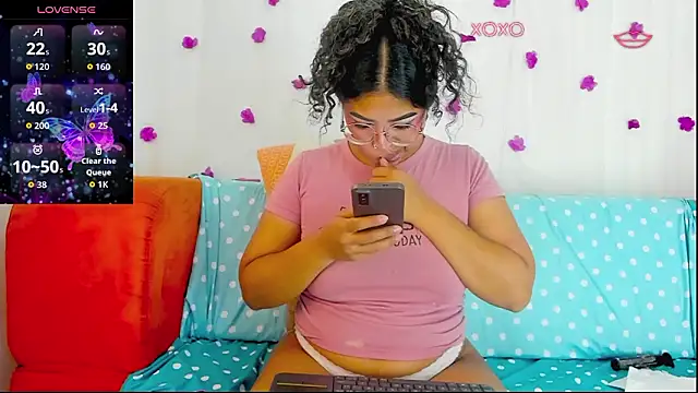 moana taylor online show from 02/16/26, 10:55