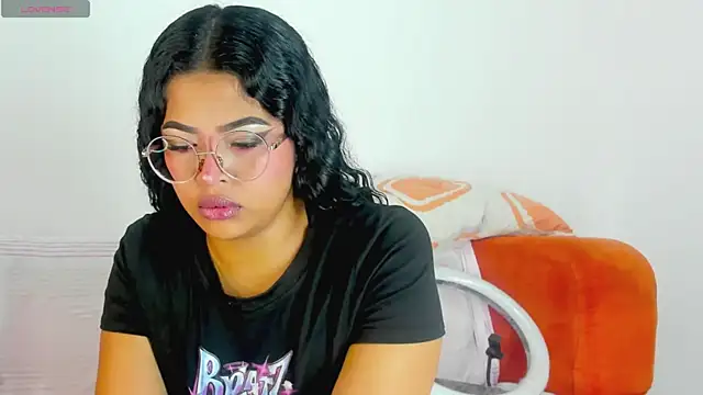 moana taylor online show from 06/14/26, 01:03