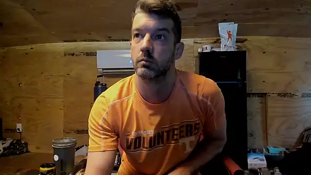 Snapshot of Kenny_Kyle chatting on 11/02/25, 02:08 Kenny Kyle online show from 11/02/25, 02:08