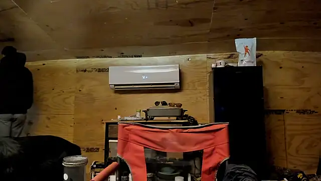 Snapshot of Kenny_Kyle chatting on 12/01/25, 05:34 Kenny Kyle online show from 12/01/25, 05:34