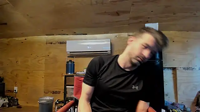 Snapshot of Kenny_Kyle chatting on 12/05/25, 03:09 Kenny Kyle online show from 12/05/25, 03:09