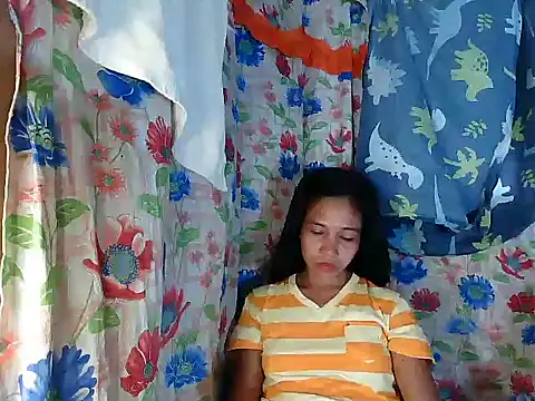 Snapshot of PinaySkinnyGirl chatting on 01/07/26, 09:01 PinaySkinnyGirl online show from 01/07/26, 09:01