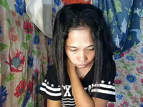 Snapshot of PinaySkinnyGirl chatting on 01/13/26, 09:09 PinaySkinnyGirl online show from 01/13/26, 09:09