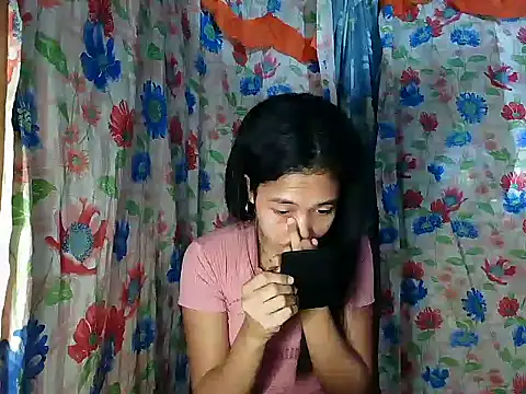 Snapshot of PinaySkinnyGirl chatting on 02/08/26, 10:35 PinaySkinnyGirl online show from 02/08/26, 10:35