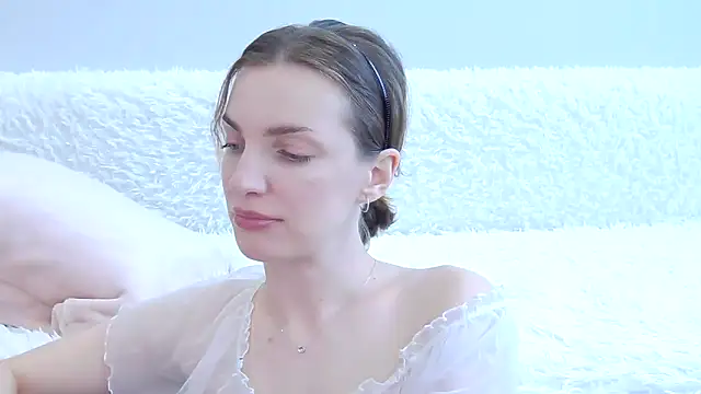 Beauty Alex online show from 06/18/26, 03:18